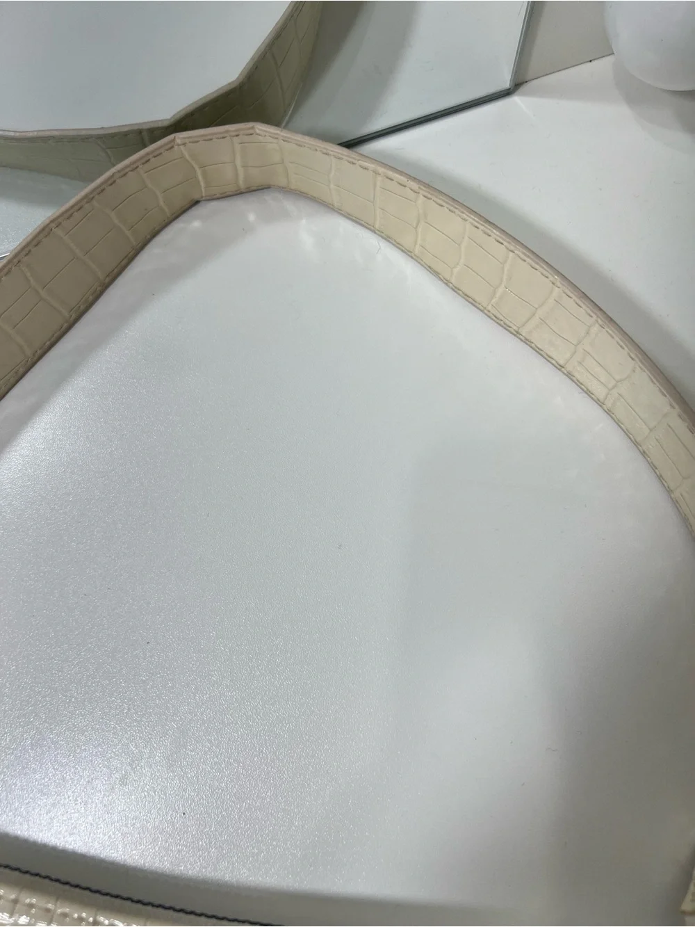 H&M Cream Croc-Embossed Shoulder Bag - Minimal Chic